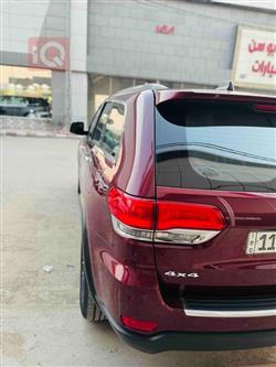 جیپ گراند شیرۆکی